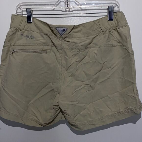 Columbia Women's Khaki Omni Shade Flat Front PFG Fishing Gear Shorts Medium - Picture 4 of 8